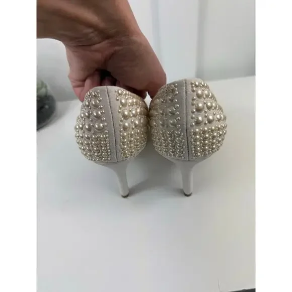 Beautiful NWTs INC Heels Size 7 - Picture 7 of 10